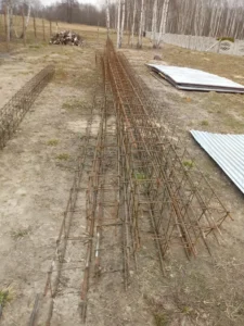 dom piętrowy z dachem kopertowym i garażem 180 m2 Warszawa 2