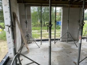 dom z użytkowym poddaszem, dachem dwuspadowym i garażem 190 m2 Warszawa 30