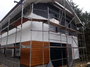 dom piętrowy z dachem dwuspadowym i garażem 250 m2 Poznań 9