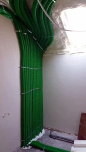 dom piętrowy z dachem dwuspadowym i garażem 250 m2 Poznań 18