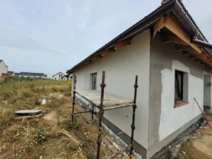 dom parterowy z dachem kopertowym 100 m2 Poznań 16