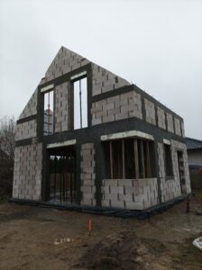 dom z użytkowym poddaszem i dachem dwuspadowym 70 m2 Poznań 27