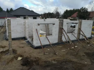 dom parterowy z dachem kopertowym 110 m2 Warszawa