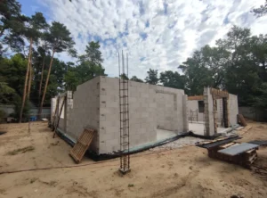 dom parterowy z dachem kopertowym 210 m2 Warszawa