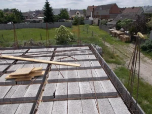 dom z użytkowym poddaszem i dachem dwuspadowym 120 m2 Poznań