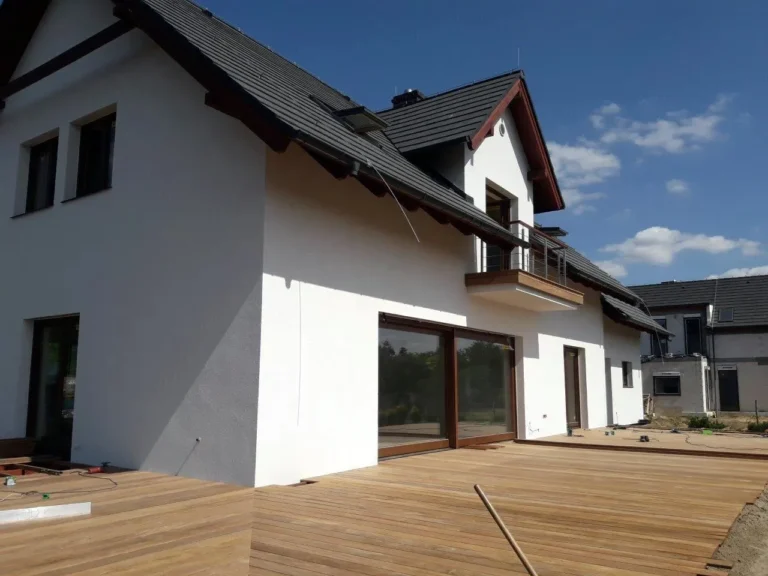 Budowa domów Poznań - dom parterowy z użytkowym poddaszem