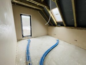 dom z użytkowym poddaszem, dachem dwuspadowym i garażem 190 m2 Warszawa 28