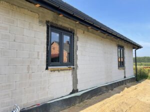 dom z poddaszem użytkowym, dachem kopertowym i garażem 320 m2 Warszawa 12