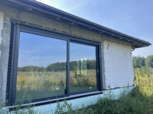 dom z poddaszem użytkowym, dachem kopertowym i garażem 320 m2 Warszawa 13